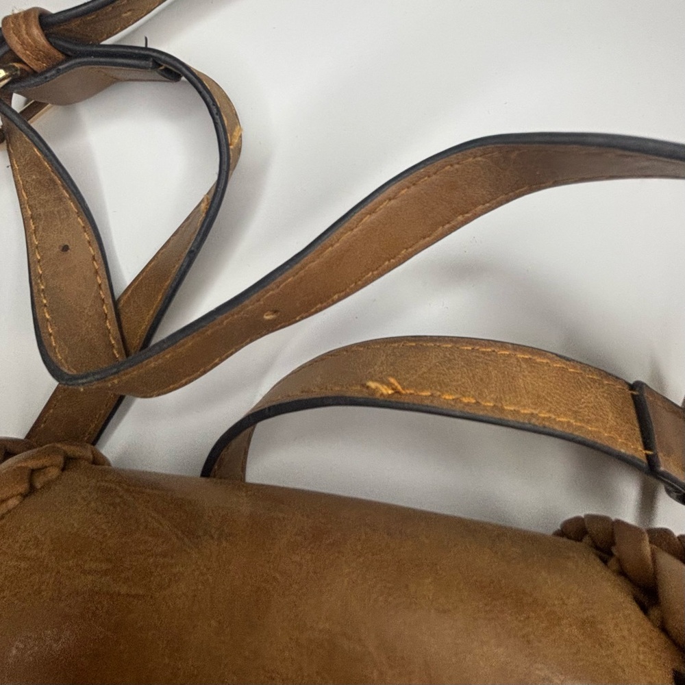 BEI BAO BAO Tom Clovers Brown Faux Leather Tassel Shoulder Bag - Picture 9 of 9